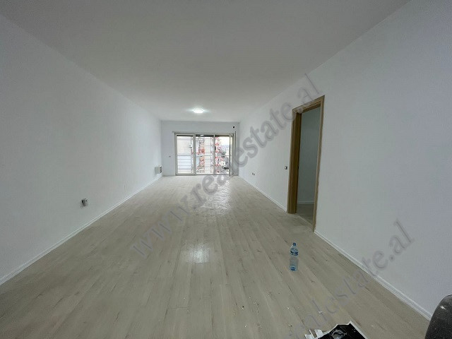 Three bedroom apartment for office for rent near the Vizion Plus Complex.

It is located on the 6t